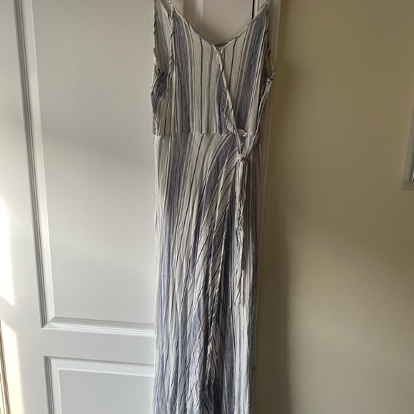 Striped wrap dress - Picture 2 of 5